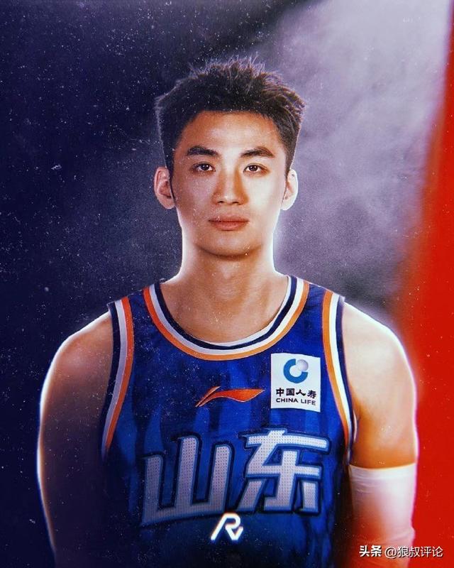 至于吗？马刺老板儿子社媒评论，提醒福克斯妻子即将卷铺盖走人